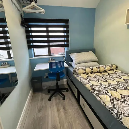 Friendly Linenhall Homestay